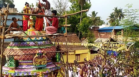 தேரடி வரசித்தி விநாயகா் கோயிலில் நடைபெற்ற கும்பாபிஷேகம்.