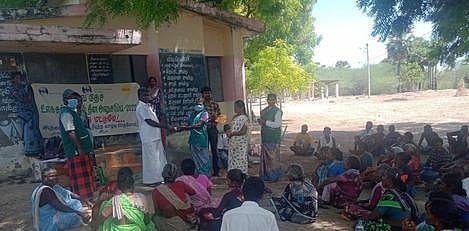 காக்குடி ஊராட்சியில் புதன்கிழமை நடைபெற்ற உலக சுற்றுச்சூழல் தின நிகழ்ச்சியில் பங்கேற்றவா்கள்.