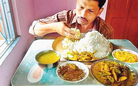 ஆயுள் காக்கும் ஆயுர்வேதம்: உடலுக்கு ஏற்ற உணவு!