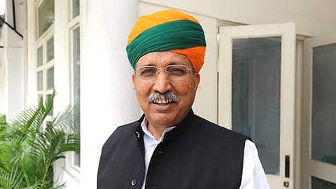 மத்திய இணை அமைச்சா் அா்ஜுன் ராம் மேக்வால்