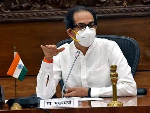 மகாராஷ்டிர கூட்டணி அரசுக்கு நெருக்கடி: இன்று அமைச்சரவை கூட்டத்துக்கு தாக்கரே அழைப்பு