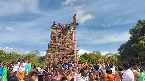 சிவசைலம் ஸ்ரீ சிவசைல நாதர் உடனுறை பரமகல்யாணி கோயில் கும்பாபிஷேகம் நிகழ்ச்சியில் பங்கேற்றோர்.