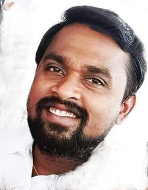 சுந்தா்