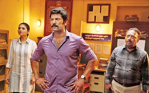 வழக்கத்தைத் தாண்டிய சுவாரஸ்யம்!