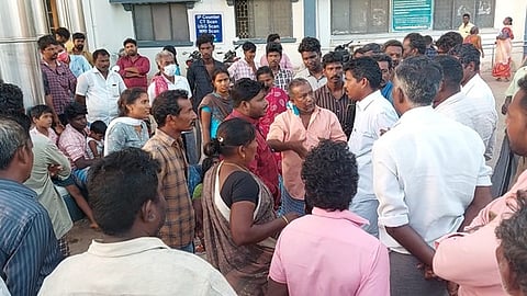 அரசு மருத்துவமனையில் சிகிச்சை பெற்றவா் உயிரிழப்பு