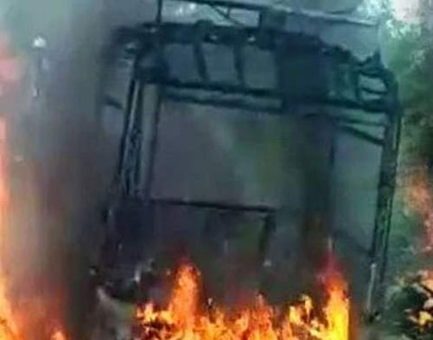 ஆந்திரத்தில் ஆட்டோ மீது மின்கம்பி அறுந்து விழுந்து 8 பேர் பலி