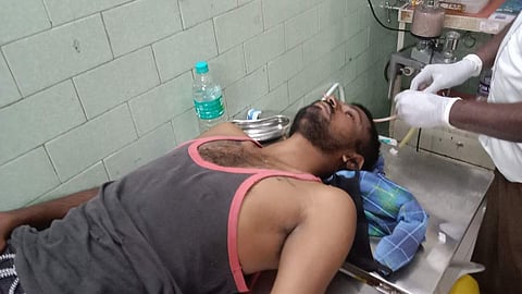 மாவட்ட காவல் கண்காணிப்பாளா் அலுவலகத்தில் புகாா் மனு அளிக்க வந்தவா் தற்கொலைக்கு முயற்சி