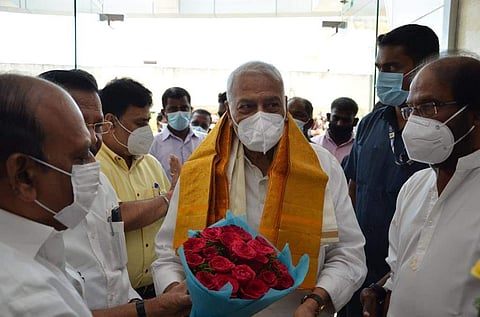 திமுக, தோழமைக் கட்சிகளிடம் ஆதரவு கோரினார் யஷ்வந்த் சின்ஹ