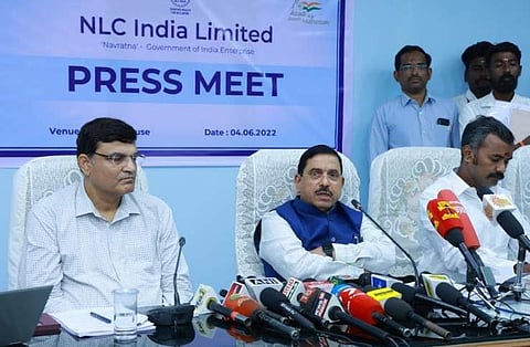 மின் தேவைக்கு ஏற்ப அதிகளவில் நிலக்கரி உற்பத்தி செய்ய நடவடிக்கை: பிரகலாத் ஜோஷி