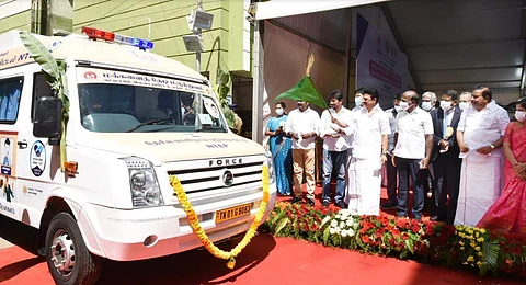டிஜிட்டல் எக்ஸ்ரே பொருத்திய 23 நடமாடும் வாகனங்களின் சேவையை முதல்வர் ஸ்டாலின் கொடியசைத்து தொடக்கி வைத்தார்.