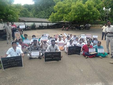 திருச்சி பெல் நிறுவனத்தில் மருத்துவமனை ஒப்பந்த ஊழியர்களுக்கு ஊதியம் வழங்கக்கோரி போராட்டம்