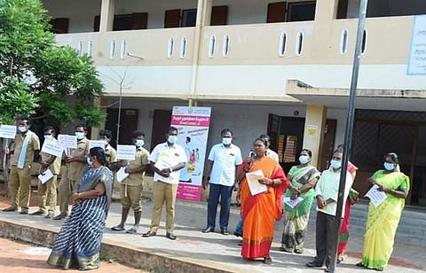 பேளூரில் நடைபெற்ற நமது நகரம் நமது பெருமை திட்ட விழிப்புணர்வு முகாம்.