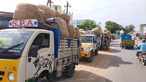 பருத்தி கொள்முதல்: ஒழுங்கு முறை விற்பனைக் கூடத்தை இரவு நேரங்களிலும் திறந்து வைக்கக் கோரிக்கை