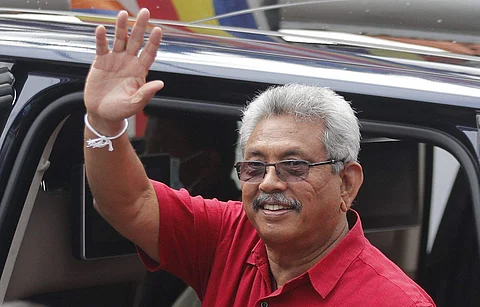 அதிபா் விலகினாா், அடுத்தது என்ன?