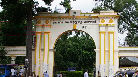 பள்ளிக் கல்வித் துறையில் 9,268 பேருக்கு ஊதியம் வழங்க ஆணை