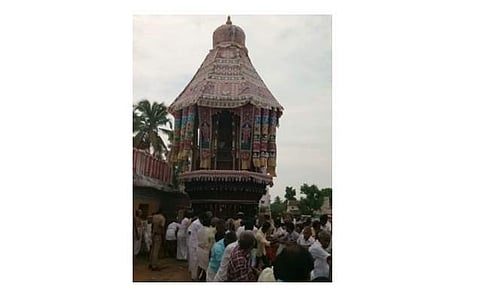 திருவாடானையில் நடைபெற்ற ஸ்ரீ சினேகவல்லி அம்பாள் கோயில் ஆடிப்பூர தேரோட்டம்.