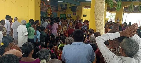 திருவள்ளூர்: திரௌபதி அம்மன் ஆலயத்தில் தீமிதி திருவிழா கொடியேற்றத்துடன் தொடங்கியது