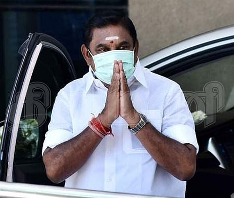 இபிஎஸ்-க்கு எதிரான நீதிமன்ற அவமதிப்பு வழக்கிற்கும் உச்சநீதிமன்றம் இடைக்காலத் தடை