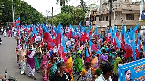 புதுவை மின்துறை தனியார் மயமாக்குவதை கண்டித்து விசிக கண்டன பேரணி
