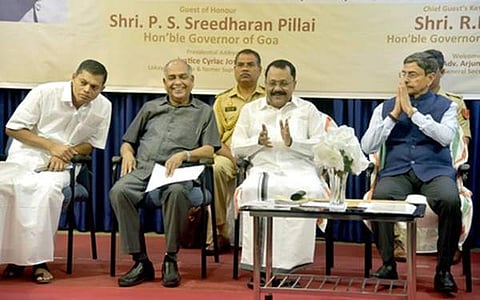 துப்பாக்கி எடுப்போருக்கு துப்பாக்கியால் தான் பதிலடி: ஆளுநர் ரவி