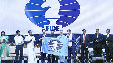 செஸ் ஒலிம்பியாட் நிறைவு: 17 இந்தியா்களுக்கு பதக்கம்