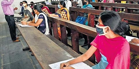 கலை, அறிவியல் கல்லூரிகளில் 2024-25 ஆம் ஆண்டு கல்வியாண்டிற்கான முதலாமாண்டு வகுப்புகள் ஜூலை 3 ஆம் தேதி தொடக்கம்