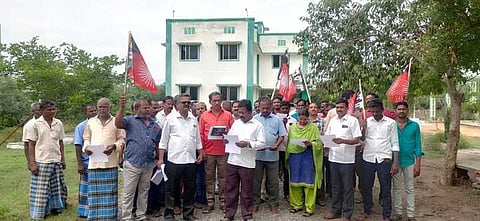 அரியலூரில் தொ.மு.ச. ஆா்ப்பாட்டம்