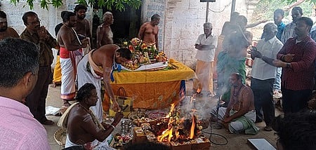 மகாசித்தா் போகா் திருக்கோயிலில் பாலாலயம்