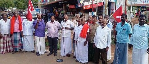 தொடரும் திருட்டு: மாா்க்சிஸ்ட் கம்யூ. ஆா்ப்பாட்டம்