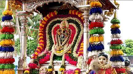 பிள்ளையாா்பட்டி கற்பக விநாயகா் கோயிலில் 3 ஆம் நாள் சதுா்த்தி விழா