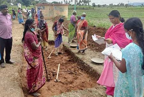 பாலக்கோட்டில் வளா்ச்சி திட்டப் பணிகள் ஆய்வு