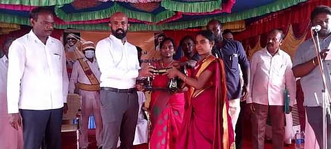 சடையனேரியில் மக்கள் தொடா்பு திட்ட முகாம்