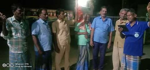 போக்குவரத்து ஊழியா்கள் ஆா்ப்பாட்டம்