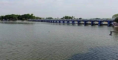காவிரி மற்றும் கொள்ளிடம் ஆறுகளில் பொதுமக்கள் குளிக்கவோ, நீச்சல் அடிக்கவோ, செல்பி எடுக்கவோ கூடாது: ஆட்சியர் எச்சரிக்கை