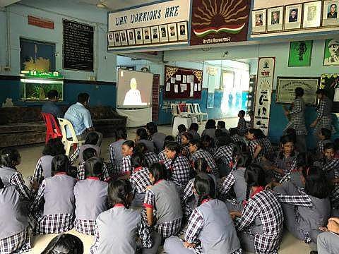 கேந்திரிய வித்யாலயா பள்ளிகளில் ஆசிரியர் பற்றாக்குறை: தமிழகத்துக்கு முதலிடம்