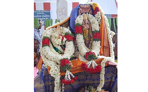 குச்சனூரில் நாளை சனீஸ்வரா்- நீலாதேவி திருக்கல்யாணம்