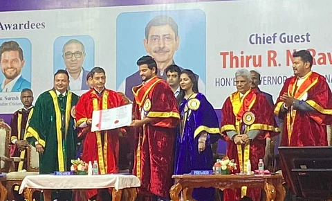 இயக்குநர் ஷங்கர், சுரேஷ் ரெய்னாவுக்கு கௌரவ டாக்டர் பட்டம்!