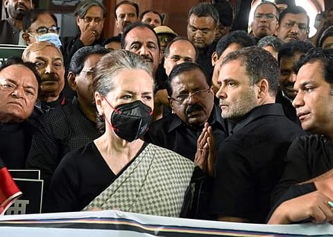 தில்லியில் ராகுல் காந்தி உள்ளிட்ட காங்கிரஸ் எம்.பி.க்கள் கைது