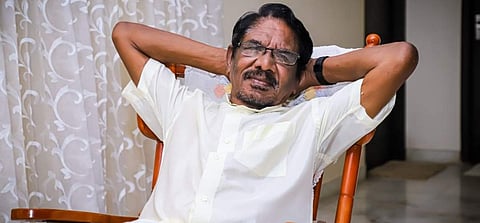 பாரதிராஜா சிகிச்சை தொடா்பாகதவறான தகவலை பரப்ப வேண்டாம்: மகன் மனோஜ் உருக்கம்