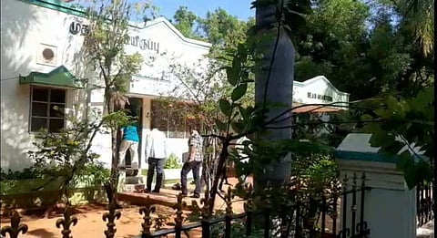 தேனி அரசு மருத்துவக் கல்லூரி மருத்துவமனை முதன்மையர் குடியிருப்பு வளாகம்