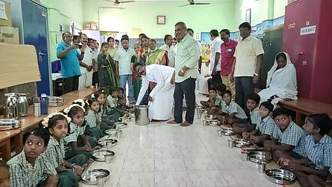 சீர்காழியில் முதல்வரின் காலை உணவுத் திட்டம் தொடக்கம்