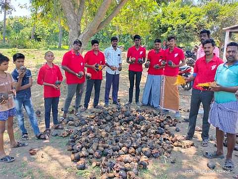 பனை விதைகள் நடும் விழா