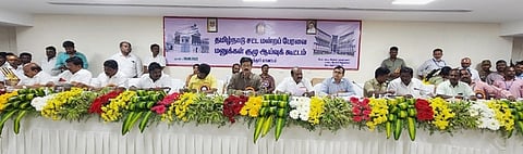 திருப்பத்தூா் மாவட்டத்தில் 90 % மனுக்கள் மீது தீா்வு காண முடிவு