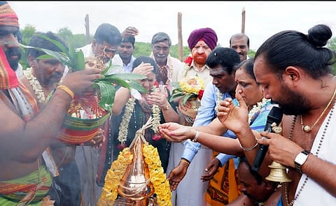 புதுச்சேரி பல்கலை. வளாகவிநாயகா் கோயிலில் கும்பாபிஷேகம்