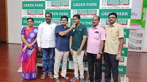 நீட் தோ்வு முடிவுகள் வெளியீடு: நாமக்கல் மாணவா் மாநில அளவில் மூன்றாம் இடம்