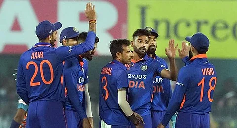 இலங்கை கேப்டனின் சதம் வீண்! இந்தியா அபார வெற்றி!