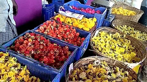 பூக்கள் சந்தை (கோப்புப் படம்)