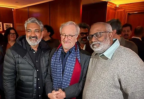 பிரபல ஹாலிவுட் இயக்குநரை சந்தித்த ராஜமௌலி!