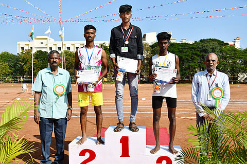 சிவகாசி கல்லூரியில்விளையாட்டு விழா