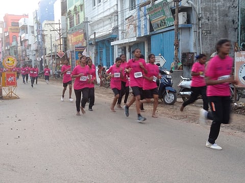 சிவகாசியில் மினி மாரத்தான் போட்டி